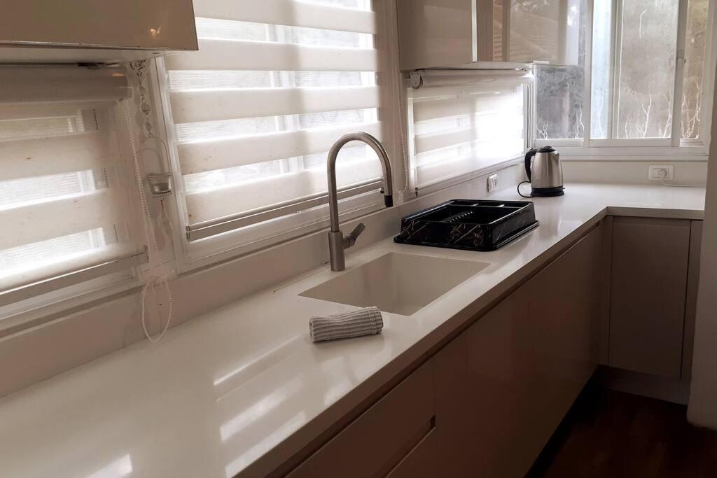 חיפה Magical Apartment Close To The Baha'I Gardens מראה חיצוני תמונה